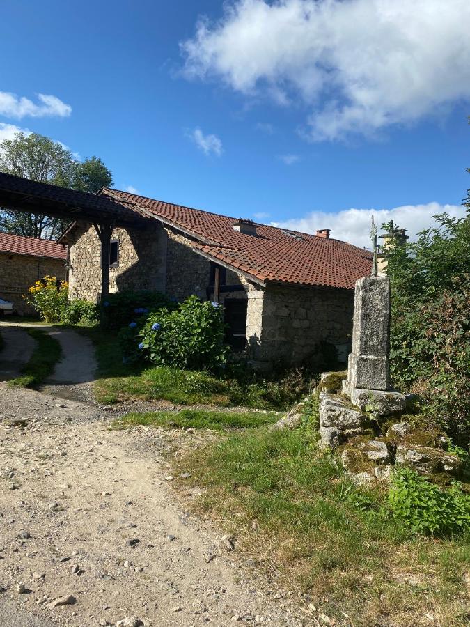 La Vaisse Bed & Breakfast Ambert Eksteriør bilde